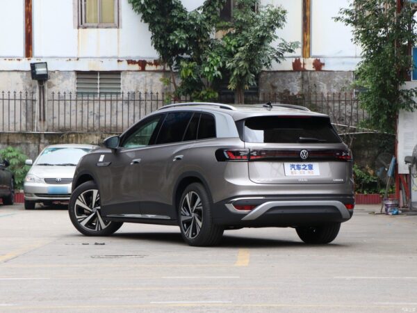 China 2022 Electric Car New SUV Electric Car Supplier ID. 6 Crozz PRO