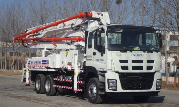 Construction Vehicle ISUZU 37m Concrete Pump Truck