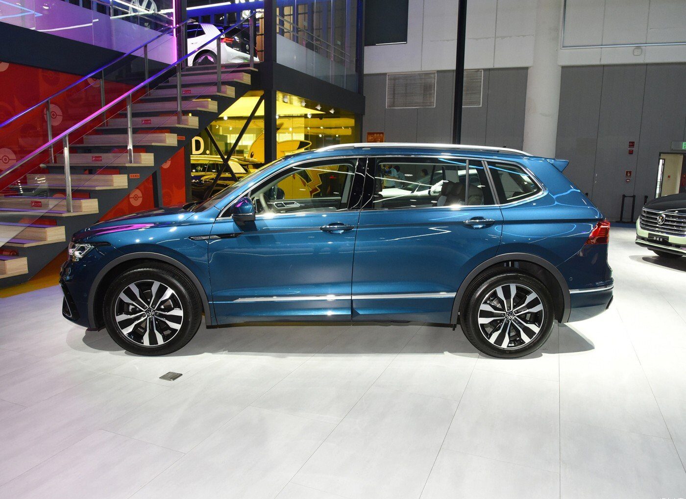 Tiguan L 2023 Model 380TSI Automatic all-wheel-drive R-Line Flagship 7 seater