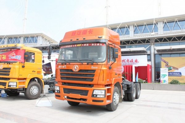 SHACMAN F3000 6X4 WEICHAI ENGINE 420HP TRACTOR TRUCK