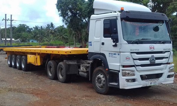 Flat Bed 4 Axles Semi Trailer for sale