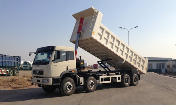 Heavy Duty Truck Faw New J5P 8×4 12 Wheels Tipper Truck