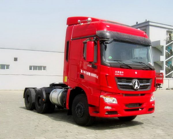 Beiben V3 380HP 6×4 Tractor Truck