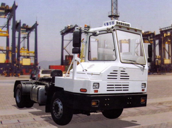 Shacman 4×2 Terminal Tractor Truck