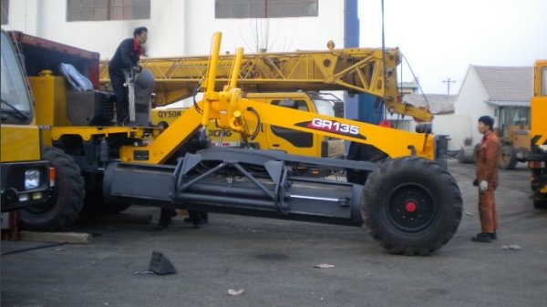 XCMG Motor grader GR135 11000kg