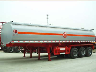 Oil Tank Semitrailer 25000L