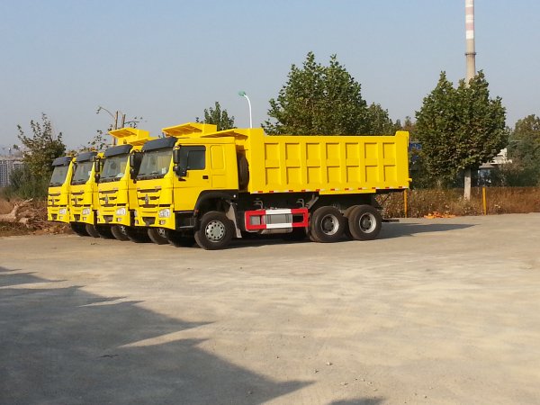 Engineering truck Brand new 6*4 371hp howo dump truck for sale