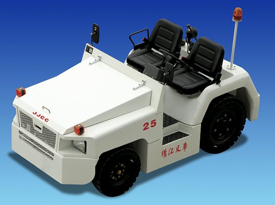 QCD25-KM Towing Tractor