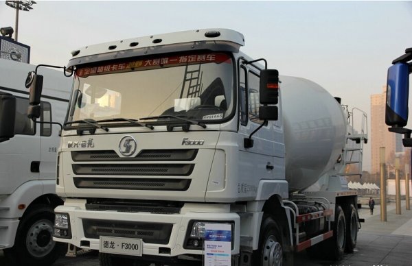 Shacman Dlong 6×4 Euro3 8m3 Concrete Mixer Truck