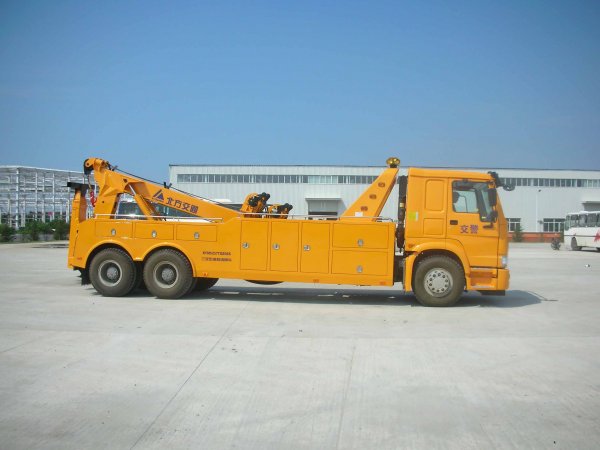 SINOTRUK HOWO 6×4 wrecker/ recovery truck