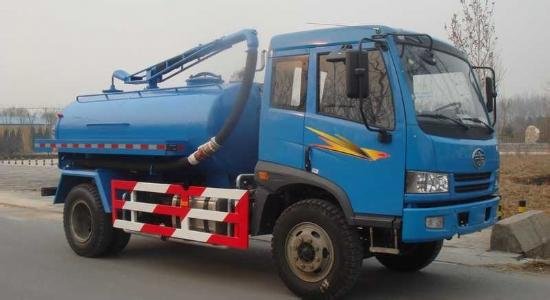 FAW vacuum sewage suction tanker trucks for sale